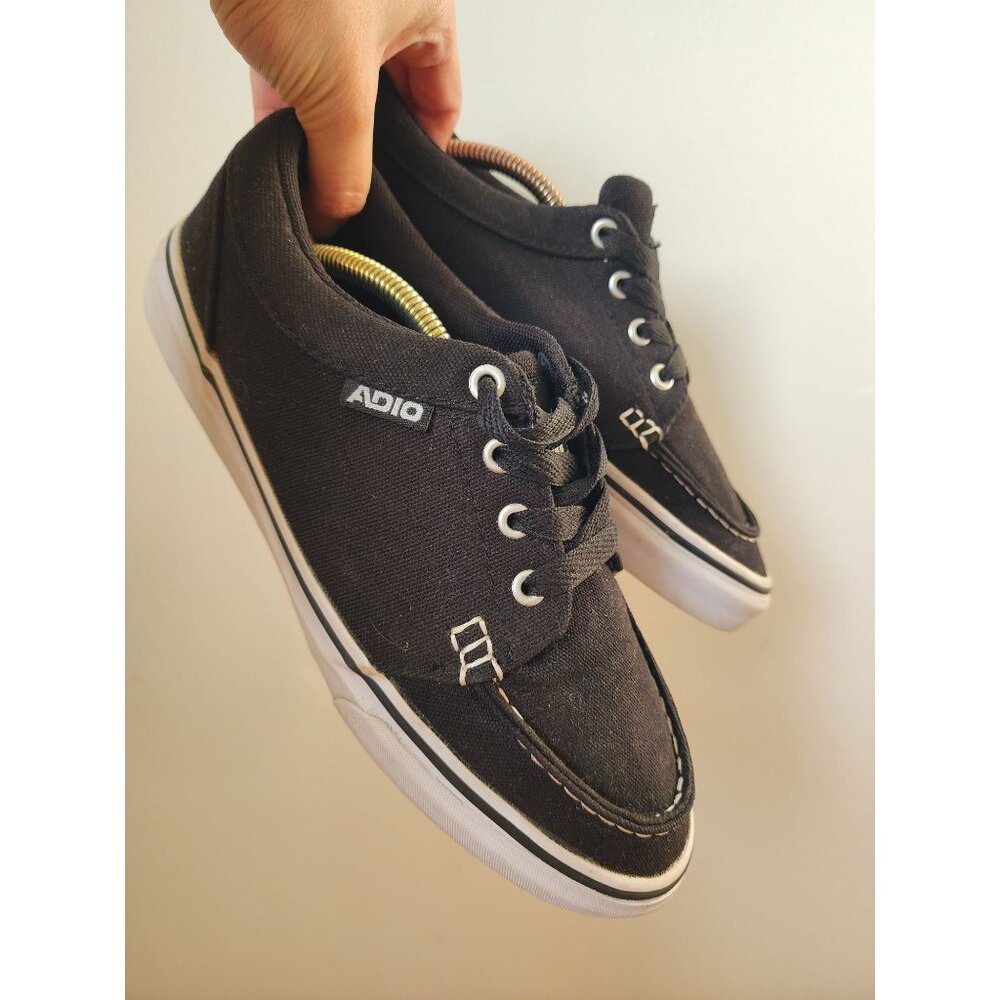 Adio black standard lace up skateboard sneakers 7.5